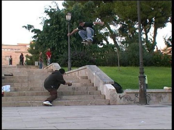 Imagen ollie grabado por gonzalo g